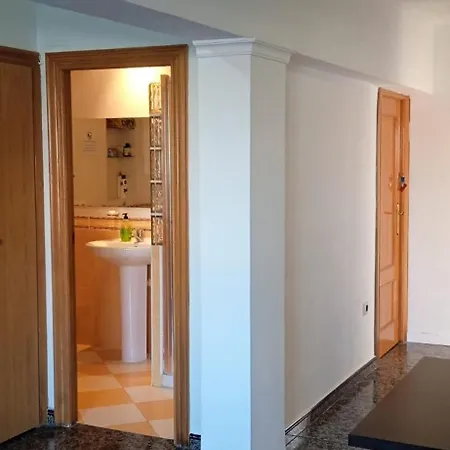 Pensionat Y Suite. Upv, Uv Y Playa Valencia