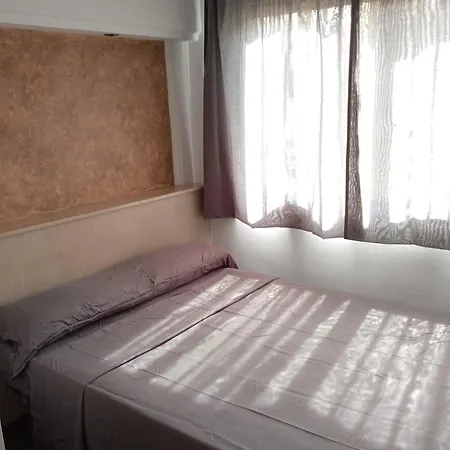 Guest house Y Suite. Upv, Uv Y Playa