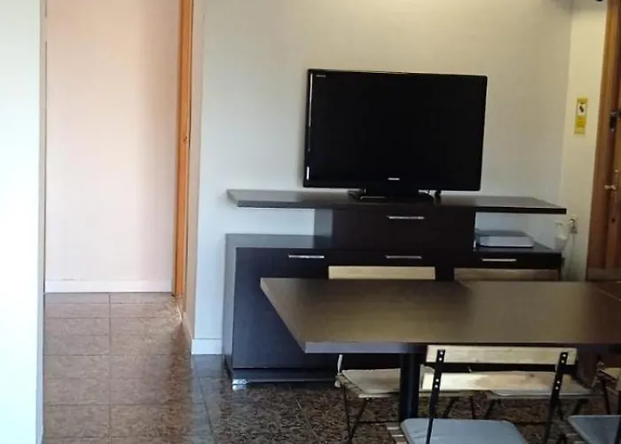 Affittacamere Y Suite. Upv, Uv Y Playa Valenza
